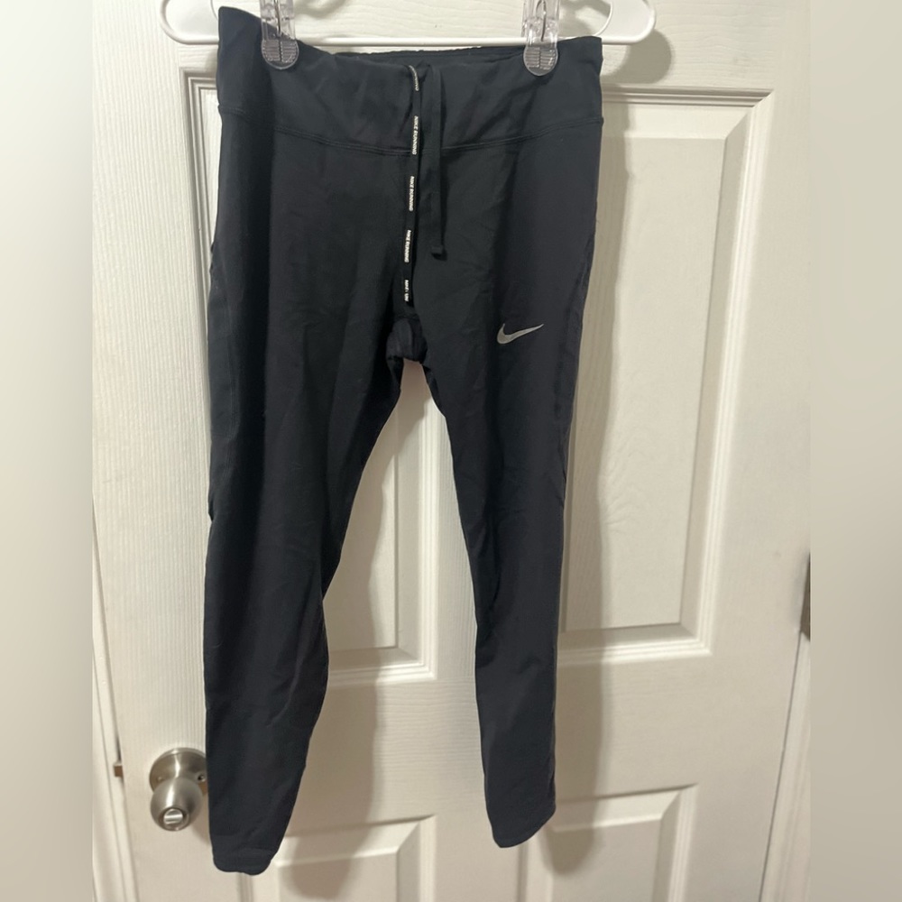 Black dri-fit leggings (used!)